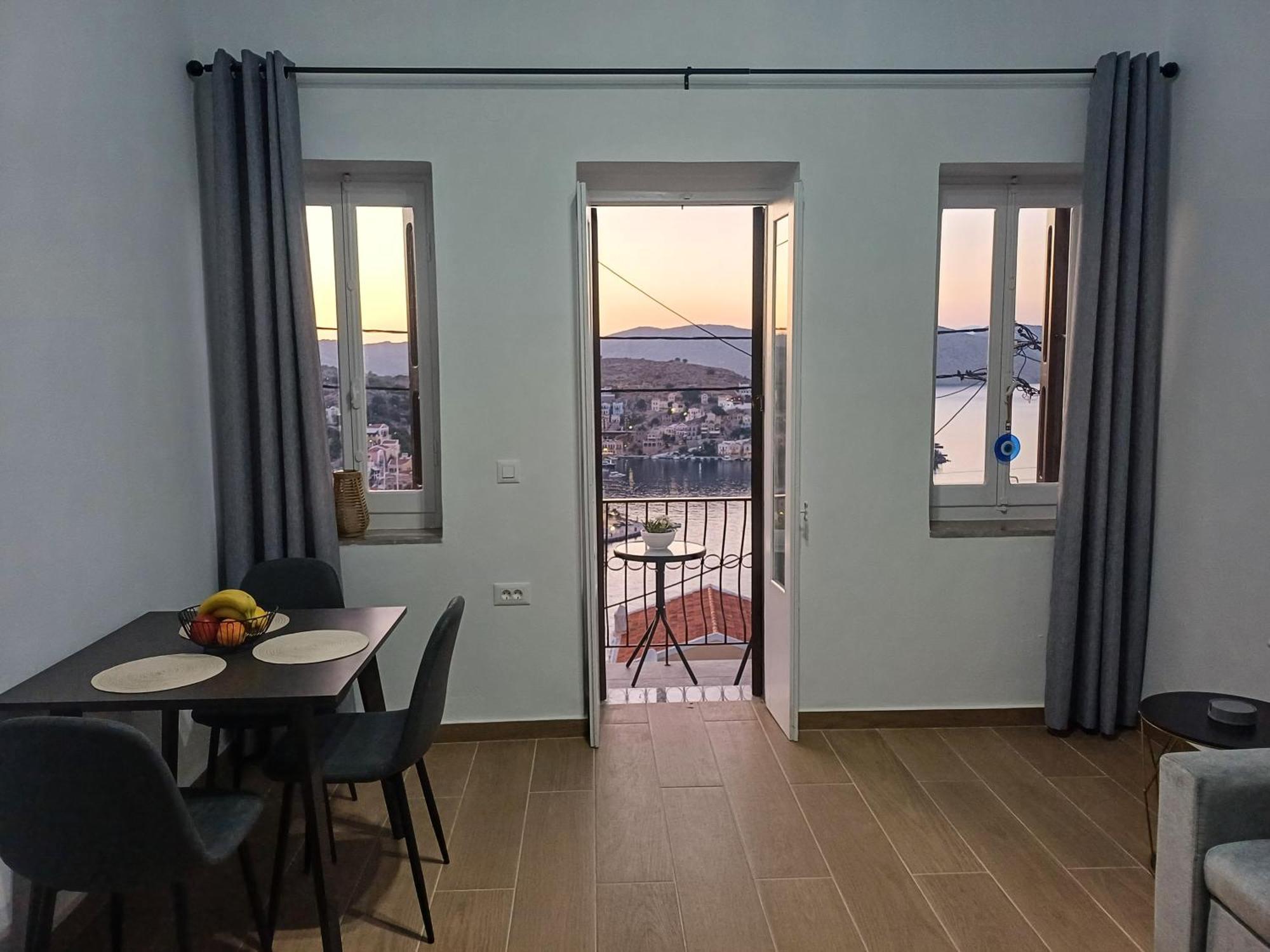 Апартаменты Duchess Harbour View Сими Экстерьер фото