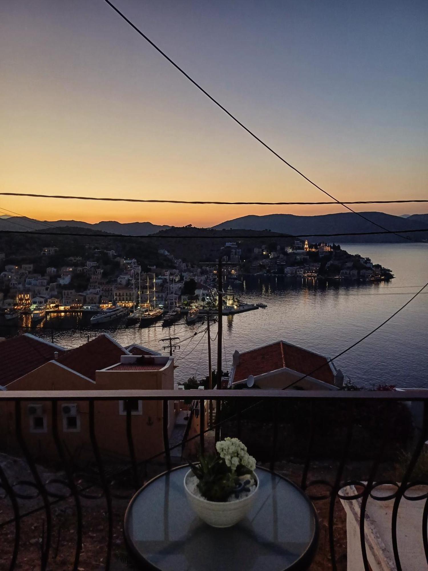 Апартаменты Duchess Harbour View Сими Экстерьер фото