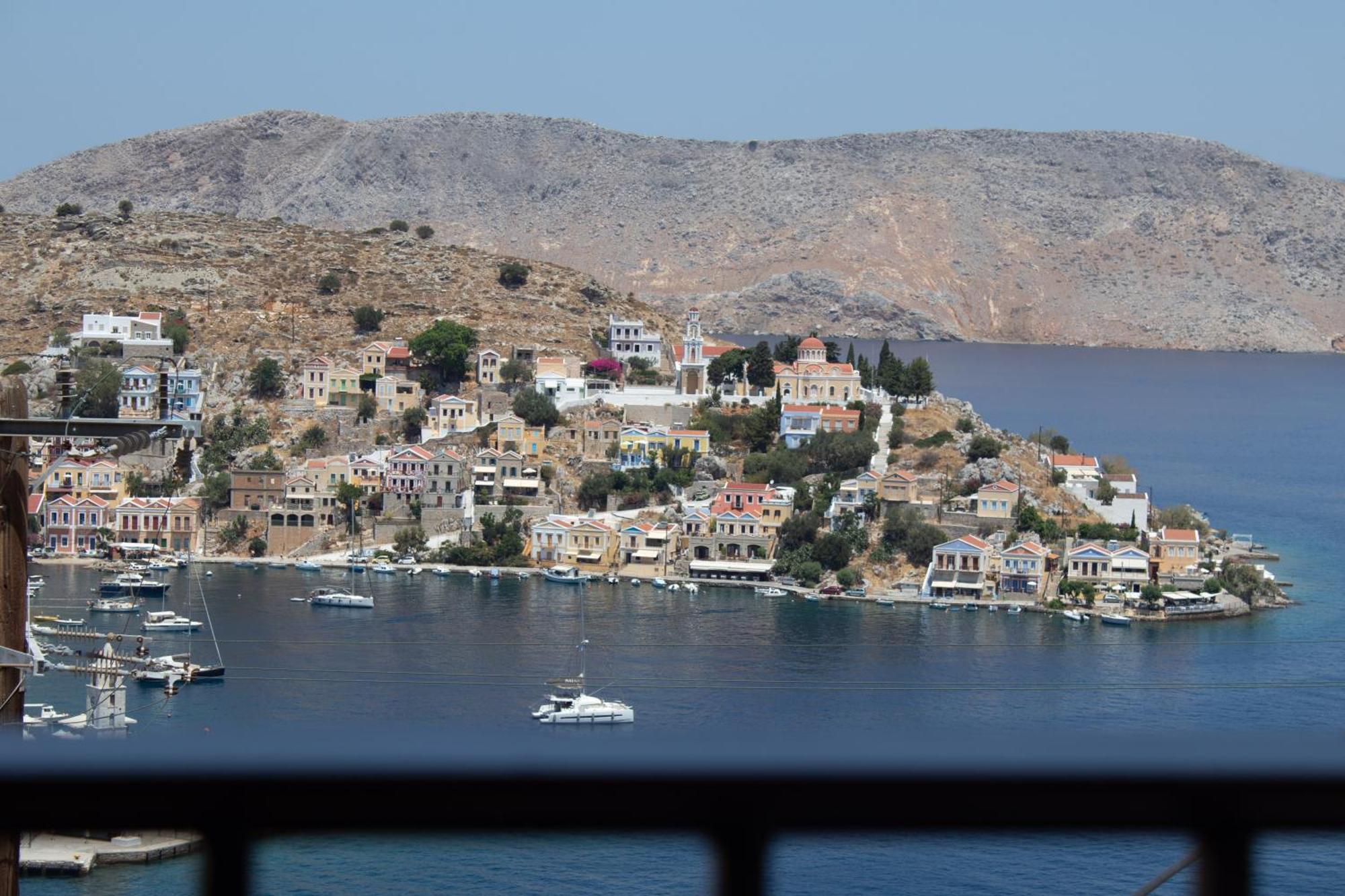 Апартаменты Duchess Harbour View Сими Экстерьер фото